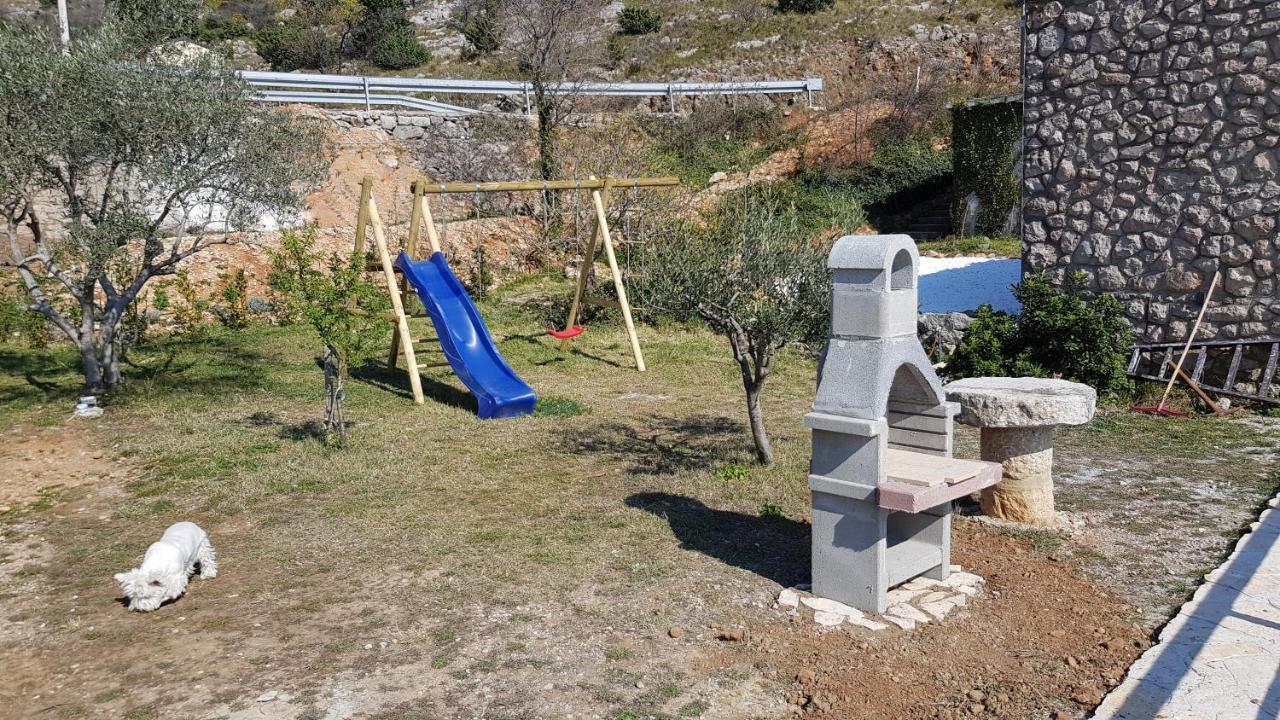 Kuca Za Odmor Jelena Villa Starigrad Paklenica Exteriör bild