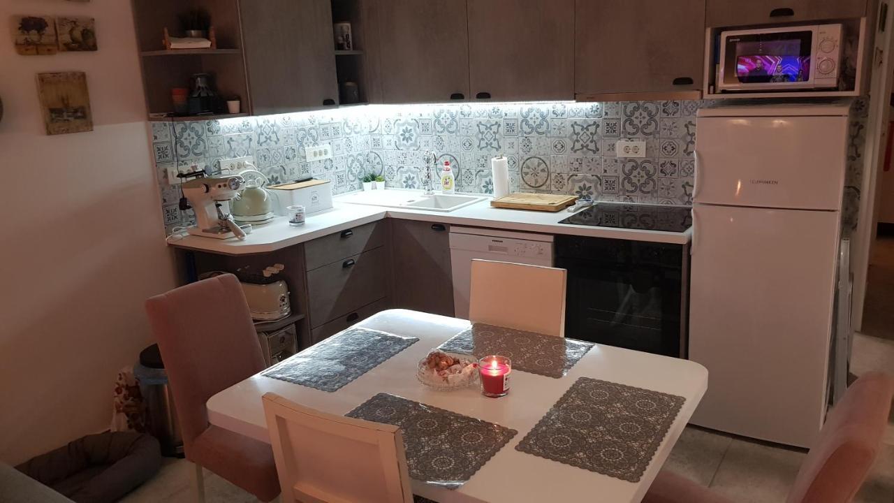 Kuca Za Odmor Jelena Villa Starigrad Paklenica Exteriör bild